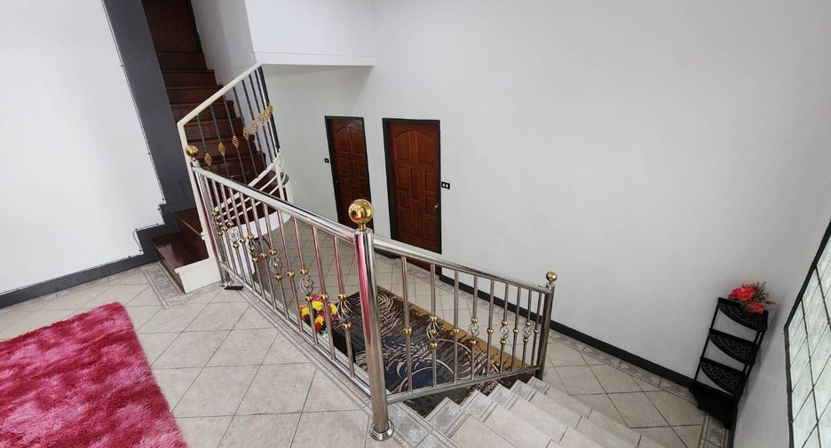For rent 3 bedrooms house in Bang Lamung, Chonburi