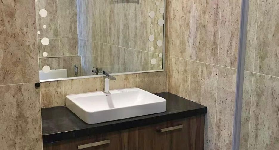 Condo en alquiler de 1 habitaciones en Bang Lamung, Chonburi