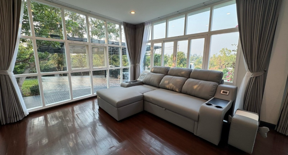For sale and for rent 6 bedrooms house in Bang Lamung, Chonburi