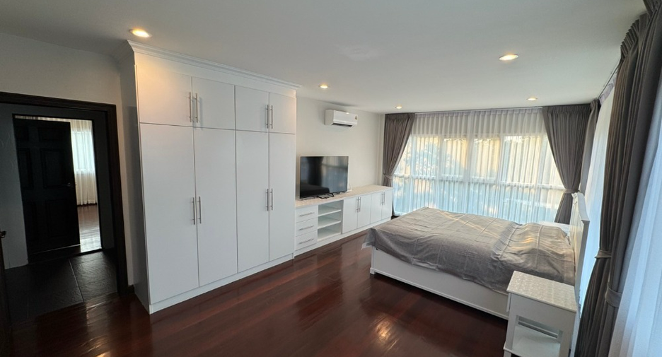 For sale and for rent 6 bedrooms house in Bang Lamung, Chonburi