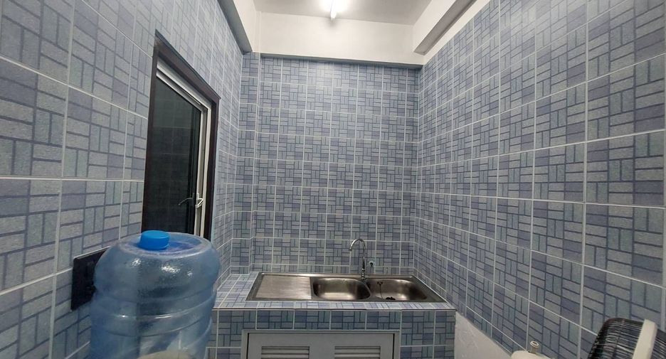Аренда 3 спальни таунхаус в Банг Ламунг, Чонбури