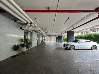 For sale 34 ベッドルーム hotel in Bang Rak, Bangkok