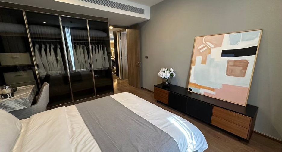 For sale 34 bedrooms hotel in Bang Rak, Bangkok