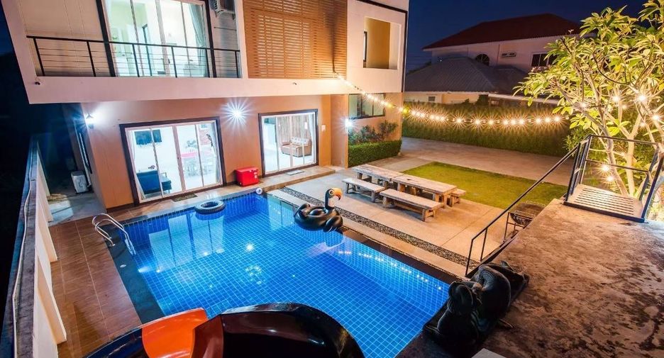 For rent 5 bedrooms villa in Hua Hin, Prachuap Khiri Khan