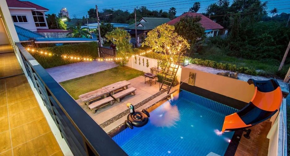 For rent 5 bedrooms villa in Hua Hin, Prachuap Khiri Khan