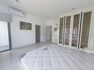 Аренда 3 спальни дом в Банг Ламунг, Чонбури