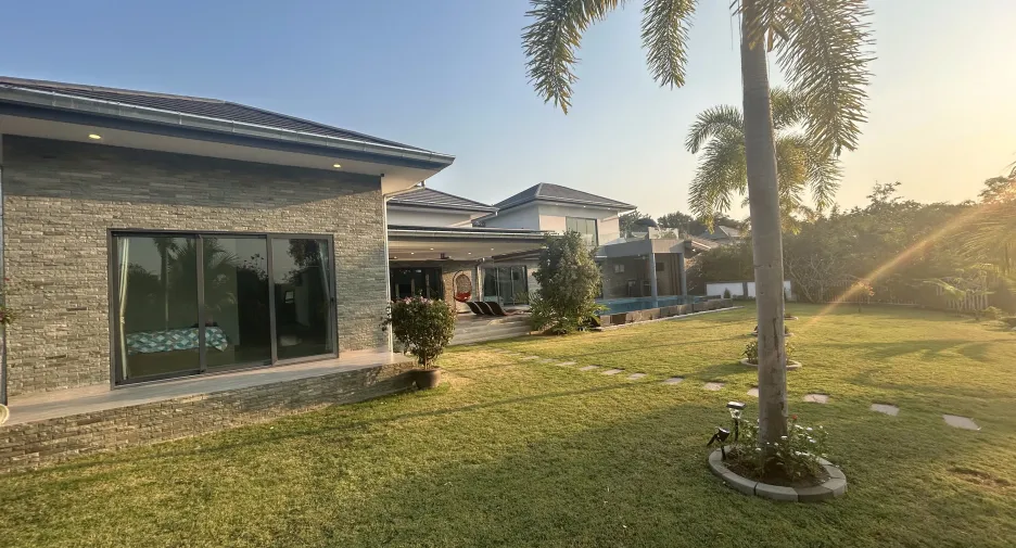 Villa zum Kauf und zur Miete mit 3 Zimmer in Hua Hin, Prachuap Khiri Khan