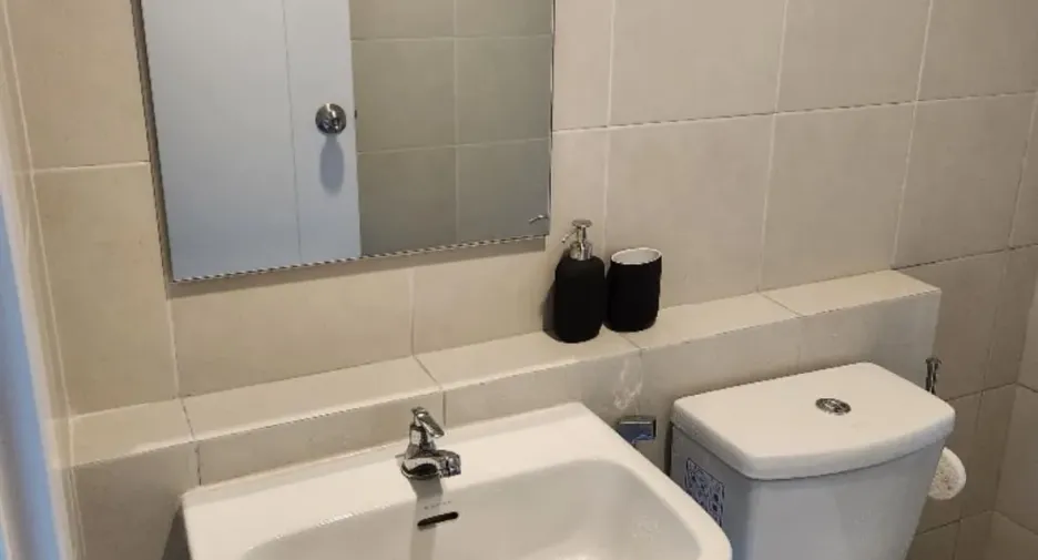 Wohnung zur Miete mit 1 Zimmer in Prawet, Bangkok