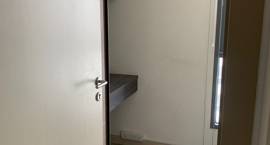 For sale 2 bedrooms condo in Phra Khanong, Bangkok