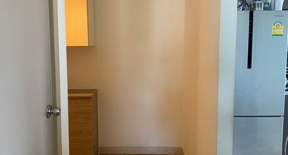 For sale 2 bedrooms condo in Phra Khanong, Bangkok