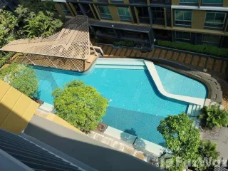For sale 1 bed apartment in Khlong Toei, Bangkok