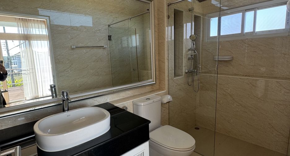 Villa zur Miete mit 6 Zimmer in Hang Dong, Chiang Mai