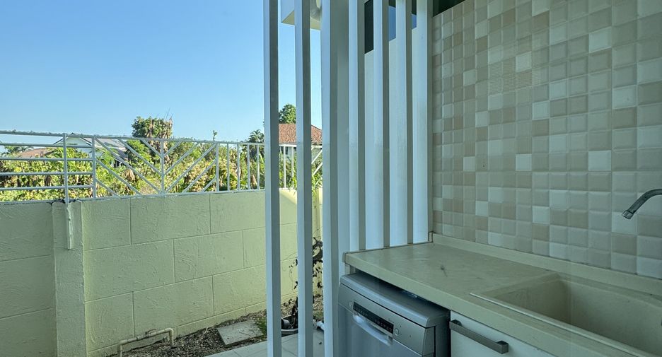 Villa zur Miete mit 6 Zimmer in Hang Dong, Chiang Mai
