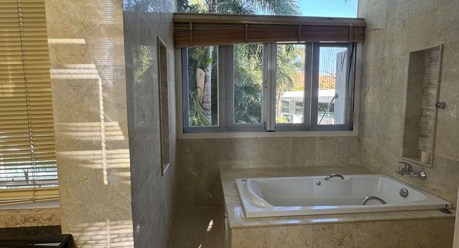 Villa zur Miete mit 6 Zimmer in Hang Dong, Chiang Mai