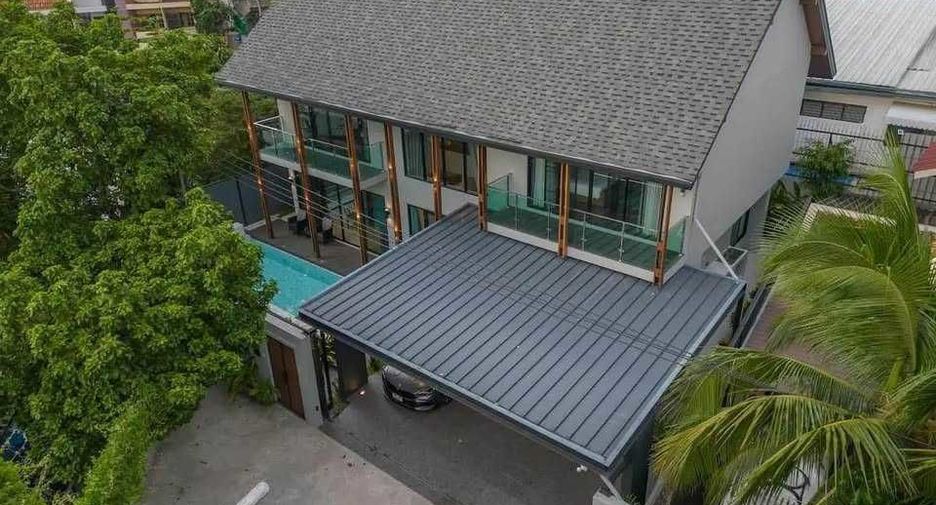 For rent 4 bedrooms villa in Mueang Chiang Mai, Chiang Mai