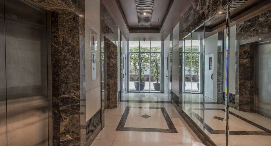 For sale 2 bedrooms condo in Watthana, Bangkok