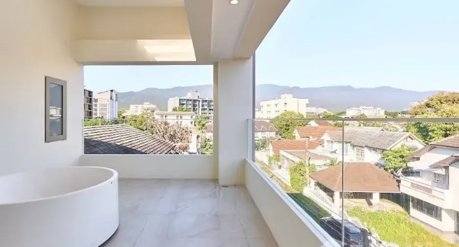 For sale 3 bedrooms house in Mueang Chiang Mai, Chiang Mai
