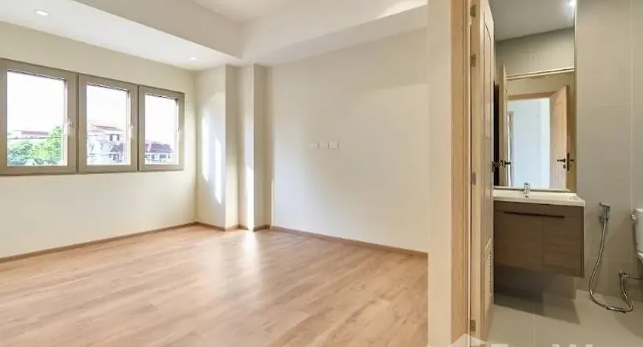 For sale 3 bedrooms house in Mueang Chiang Mai, Chiang Mai
