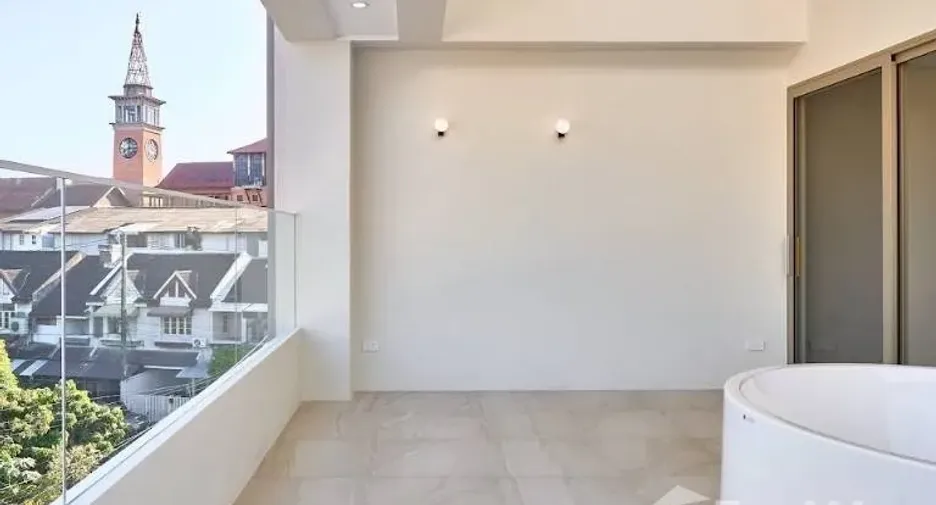 For sale 3 bedrooms house in Mueang Chiang Mai, Chiang Mai
