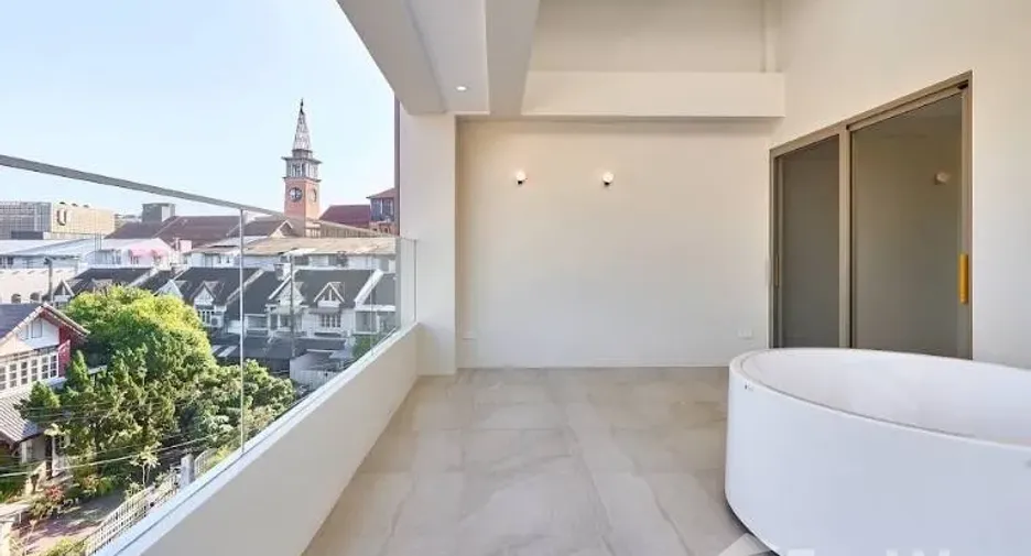 For sale 3 bedrooms house in Mueang Chiang Mai, Chiang Mai