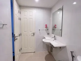 Продажа и аренда 1 кровать кондо в Ча Ам, Пхетбури
