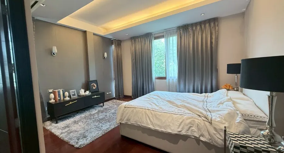 Villa en venta de 4 habitaciones en Mueang Chiang Mai, Chiang Mai