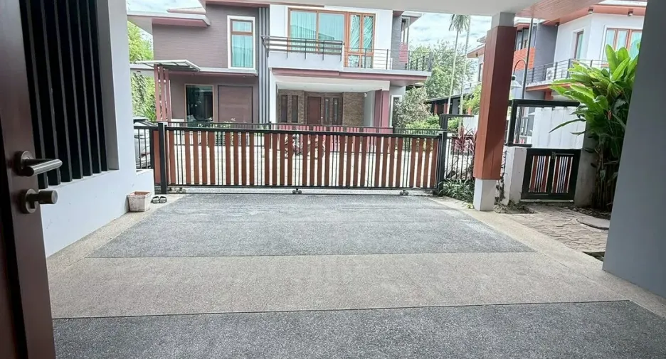 Villa en venta de 4 habitaciones en Mueang Chiang Mai, Chiang Mai