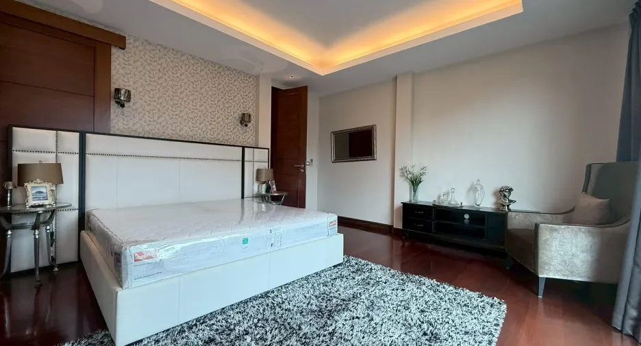 Villa en venta de 4 habitaciones en Mueang Chiang Mai, Chiang Mai