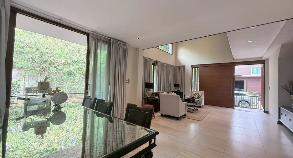 Villa en venta de 4 habitaciones en Mueang Chiang Mai, Chiang Mai