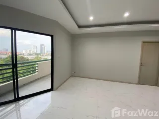 Продажа 2 спальни кондо в Банг Пхлат, Бангкок