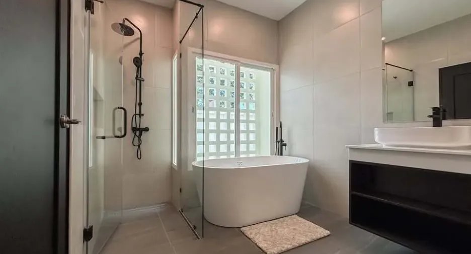 For rent 2 bedrooms villa in Hua Hin, Prachuap Khiri Khan