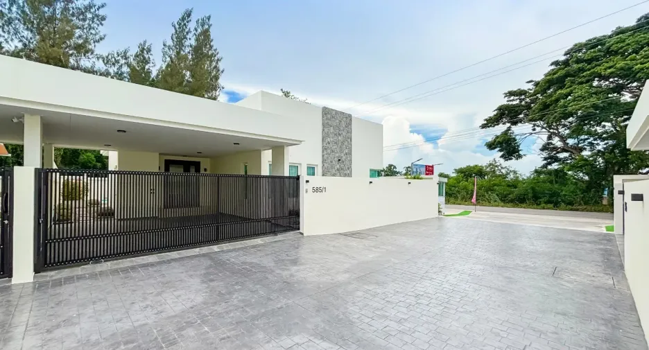 For rent 2 bedrooms villa in Hua Hin, Prachuap Khiri Khan
