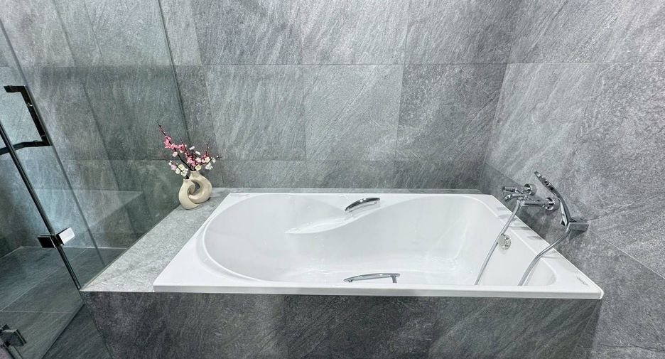 For rent 2 bedrooms condo in Mueang Chiang Mai, Chiang Mai