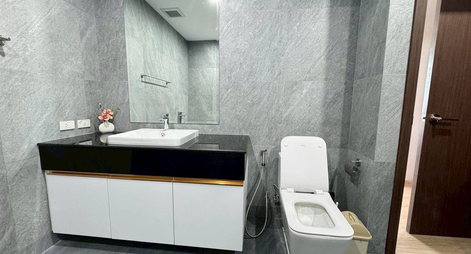 For rent 2 bedrooms condo in Mueang Chiang Mai, Chiang Mai