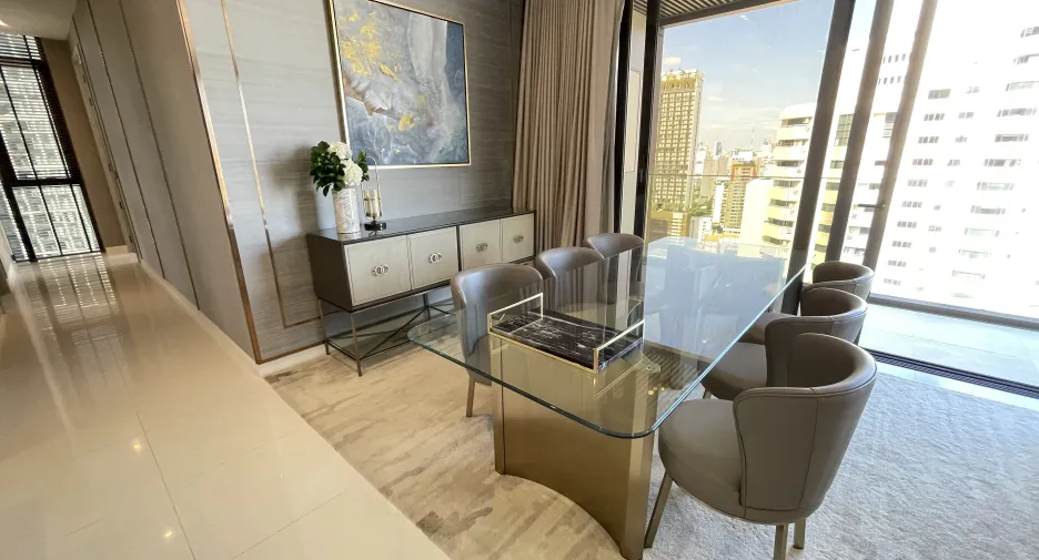 For sale and for rent 2 bedrooms condo in Khlong Toei, Bangkok