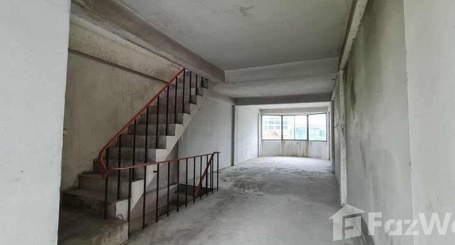 For sale 1 bed retail Space in Mueang Chiang Mai, Chiang Mai