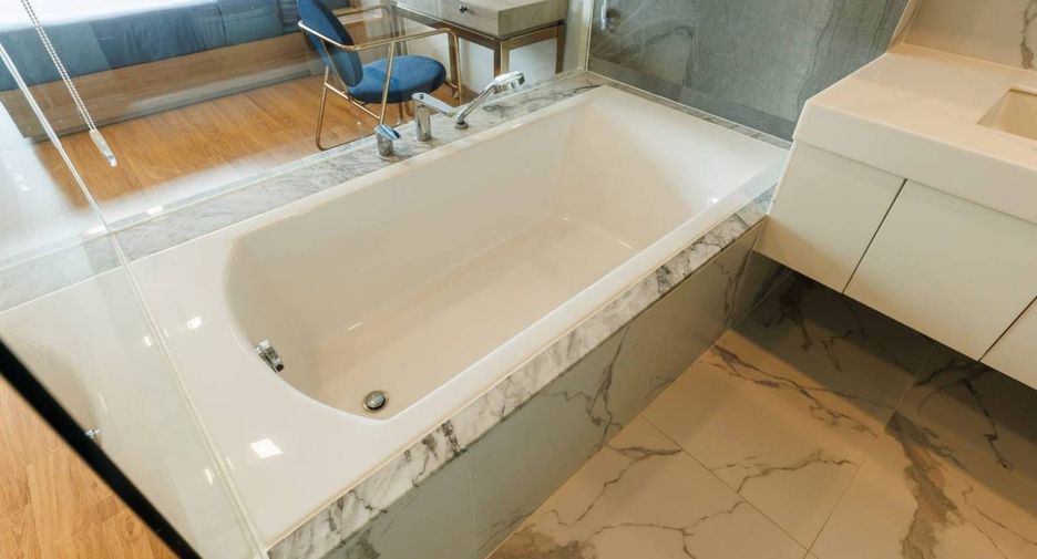 For rent 3 bedrooms condo in Mueang Chiang Mai, Chiang Mai