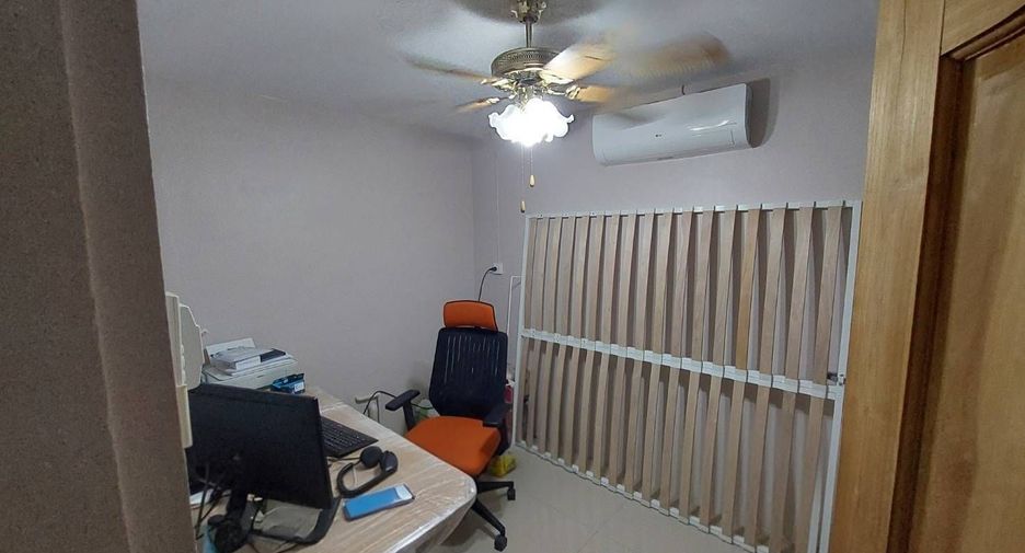 Haus zum Kauf mit 3 Zimmer in Saraphi, Chiang Mai