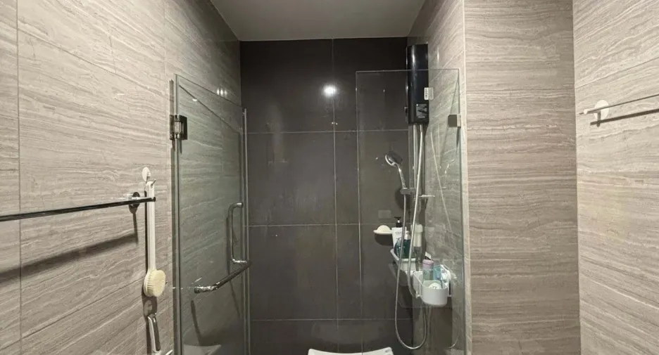 Wohnung zum Kauf mit 2 Zimmer in Bang Phlat, Bangkok