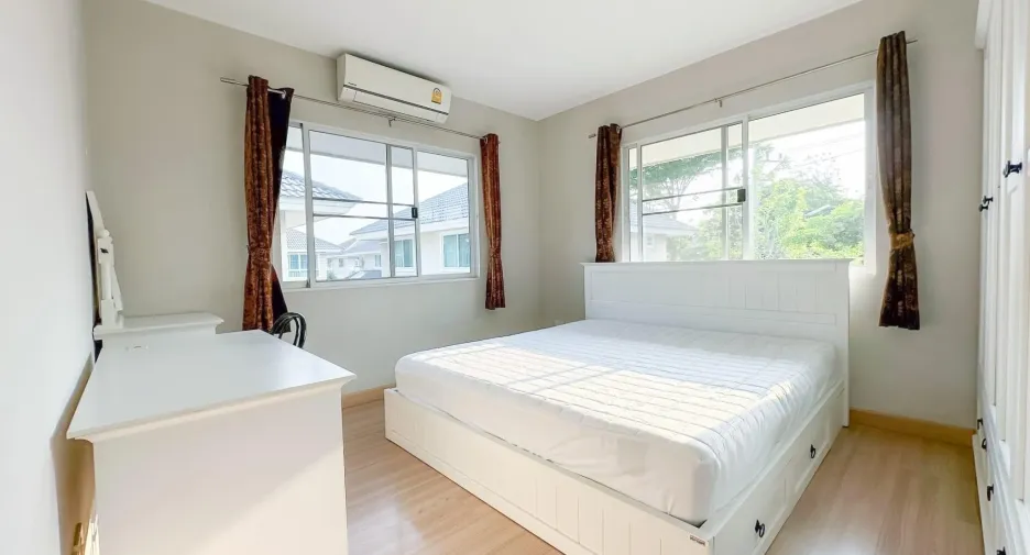 Casa en alquiler de 3 habitaciones en Saraphi, Chiang Mai