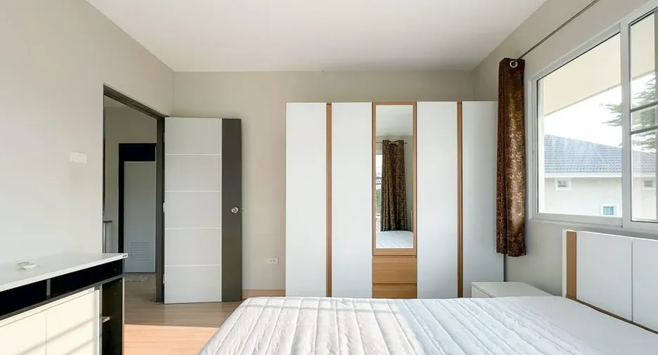 Casa en alquiler de 3 habitaciones en Saraphi, Chiang Mai