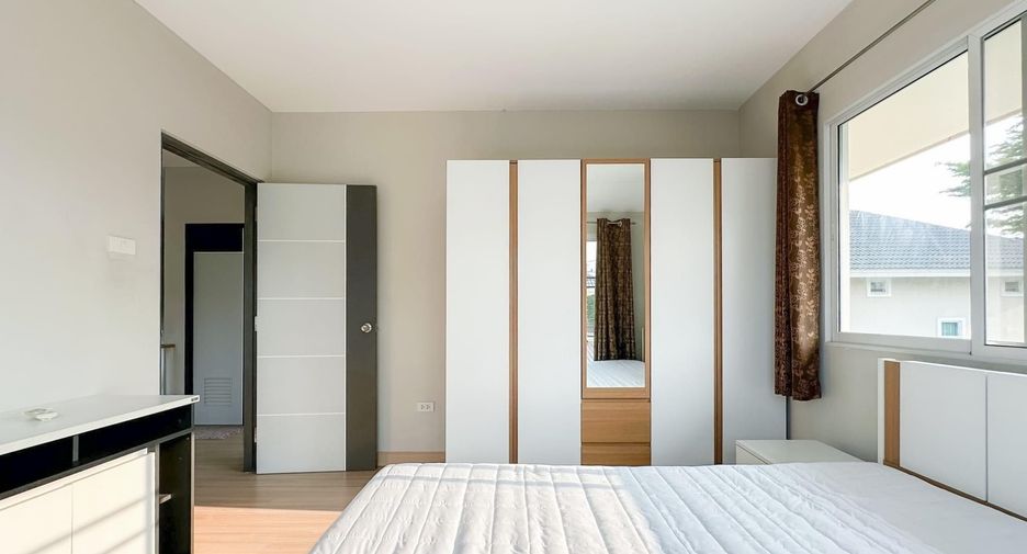 Casa en alquiler de 3 habitaciones en Saraphi, Chiang Mai