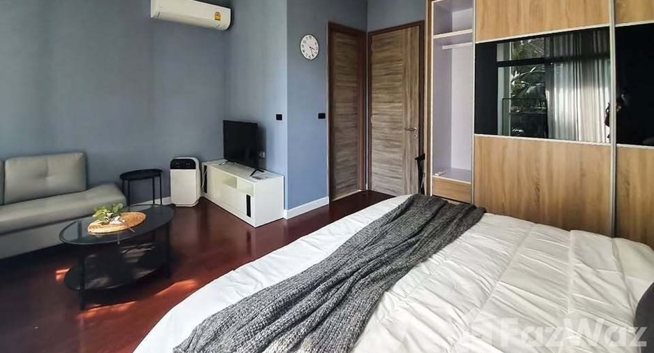 For sale 1 Beds condo in Phra Khanong, Bangkok
