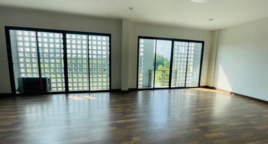 ให้เช่า 4 ห้องนอน ออฟฟิศ ใน เมืองเชียงใหม่, เชียงใหม่