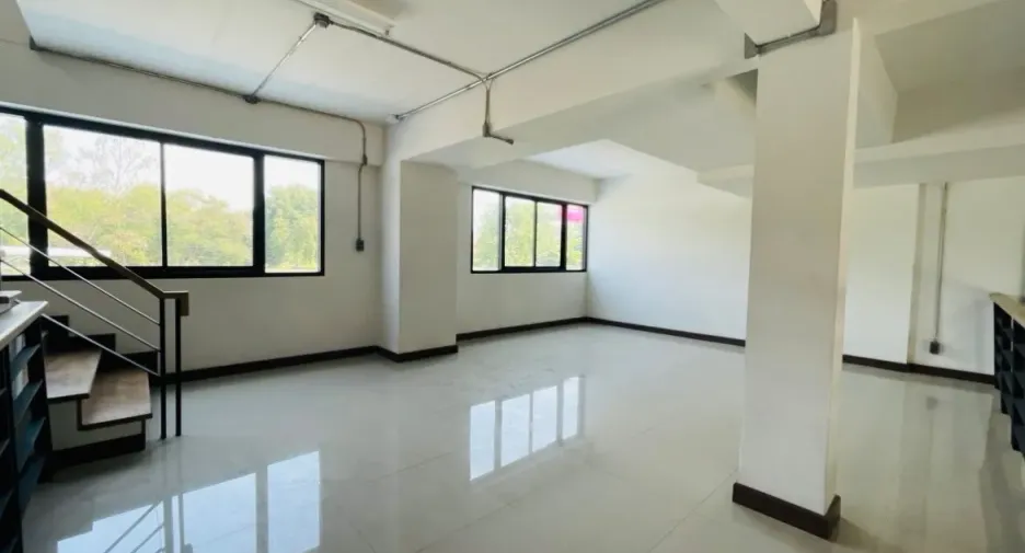 ให้เช่า 4 ห้องนอน ออฟฟิศ ใน เมืองเชียงใหม่, เชียงใหม่