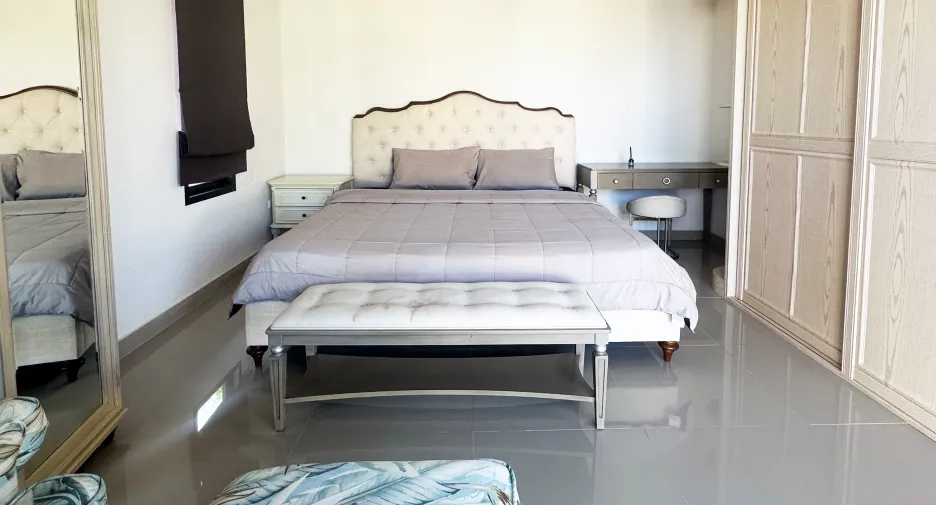 For rent 4 bedrooms villa in Hua Hin, Prachuap Khiri Khan