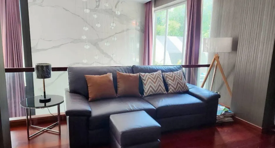 Haus zum Kauf und zur Miete mit 5 Zimmer in Chatuchak, Bangkok