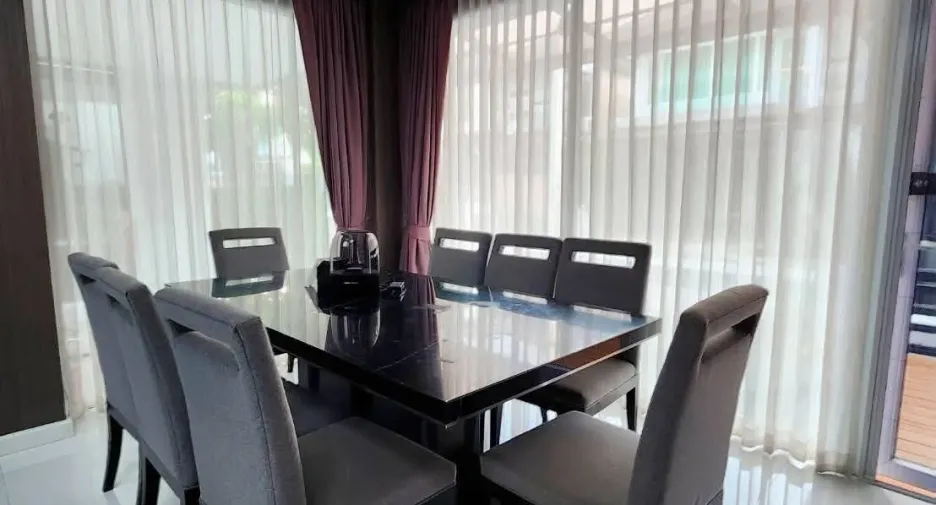 Haus zum Kauf und zur Miete mit 5 Zimmer in Chatuchak, Bangkok