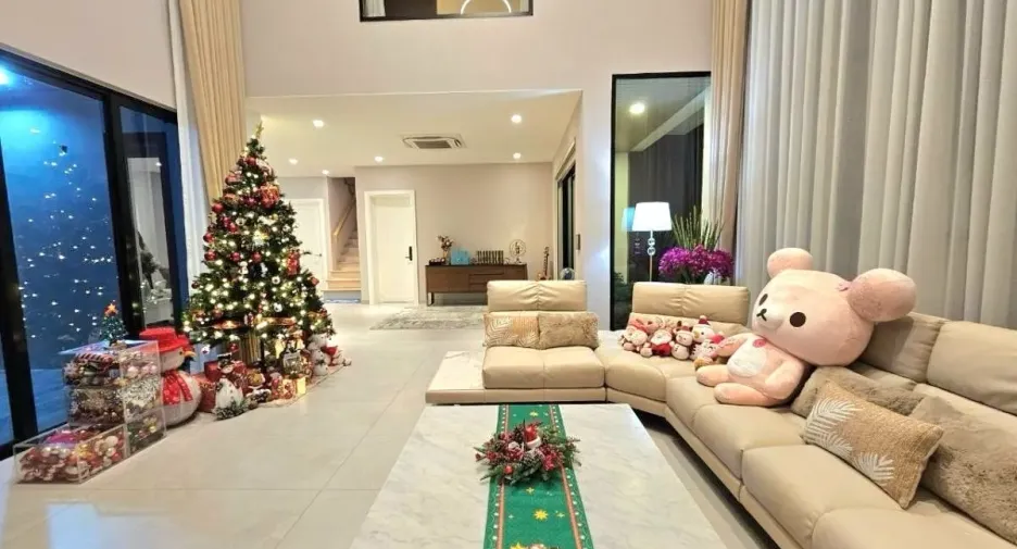 For rent 4 bedrooms house in Mueang Chiang Mai, Chiang Mai