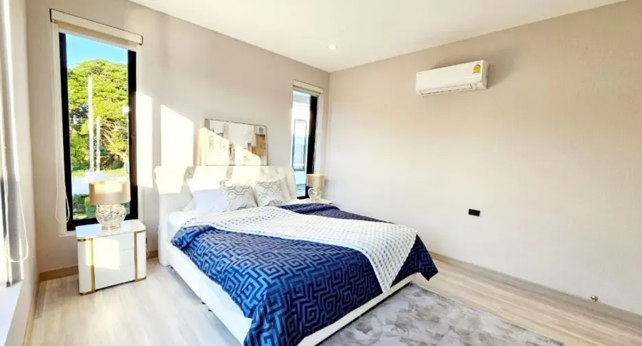 For rent 4 bedrooms house in Mueang Chiang Mai, Chiang Mai